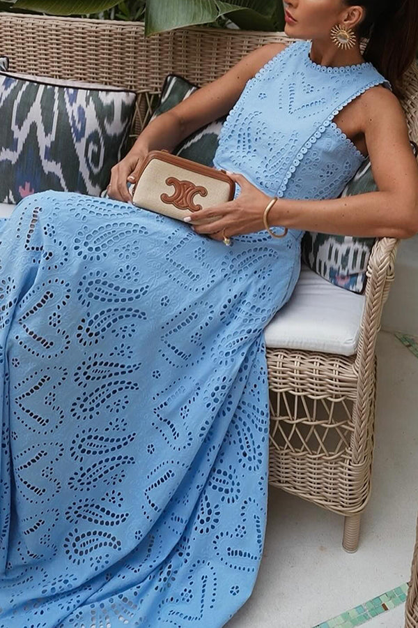 Larissa™ | Embroidered Top & High-Waist Maxi Skirt Set