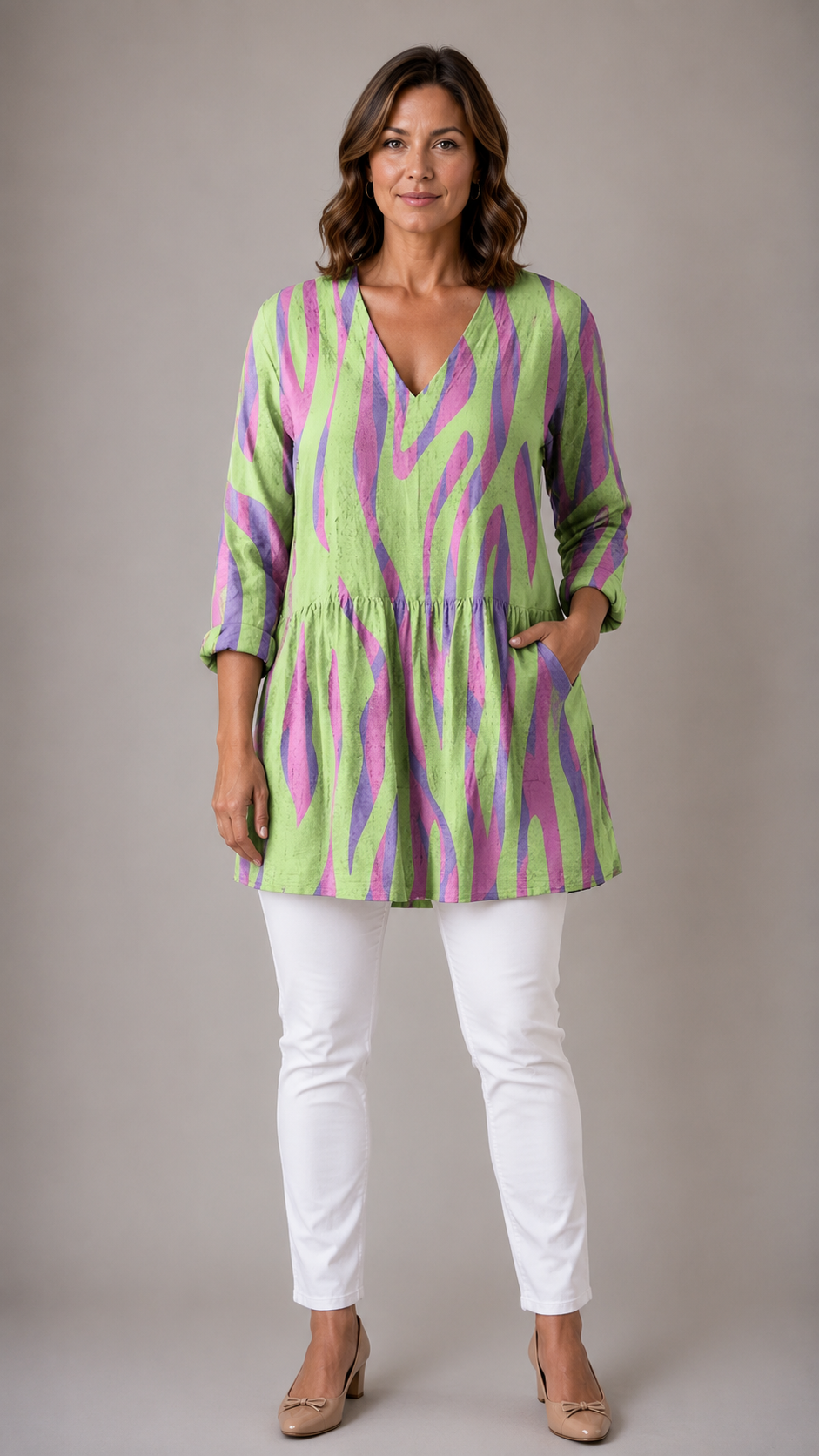 Lyla™ | Long Blouse with V-Neck