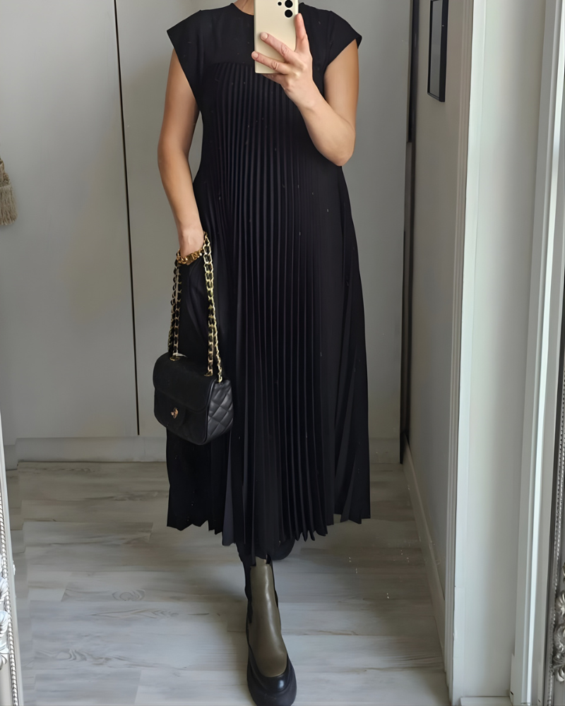 Callista™ | Elegant Pleated Dress