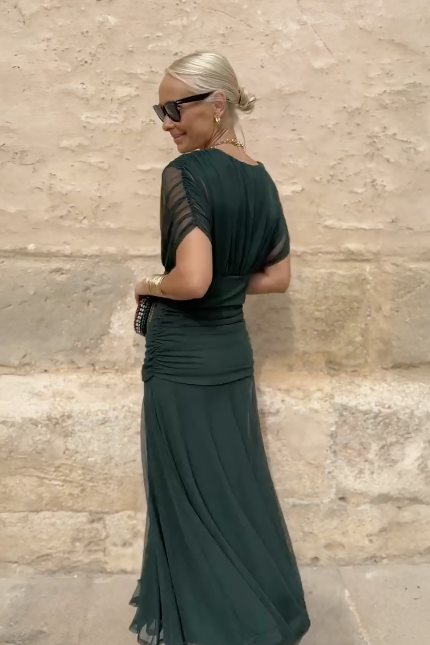 Emelia™ | Elegant V-Neck Maxi Dress