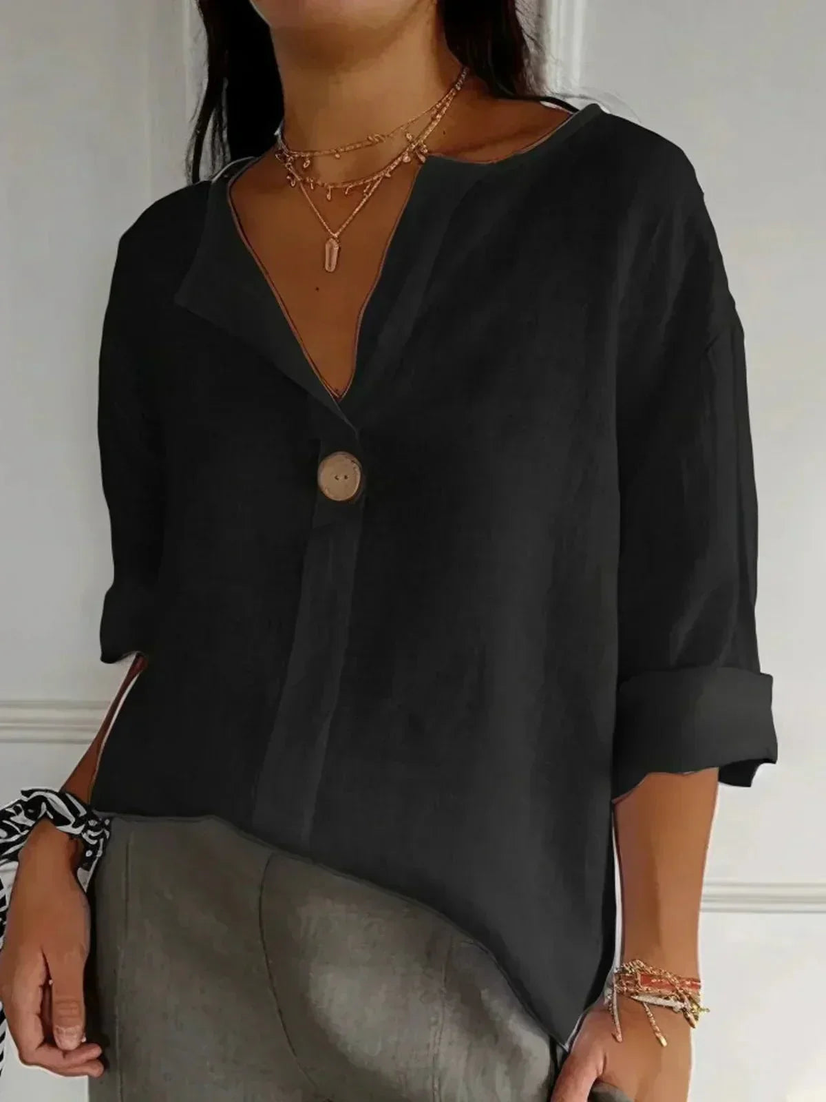 Amara™ | Relaxed V-Neck Top