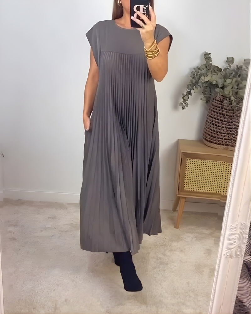 Callista™ | Elegant Pleated Dress