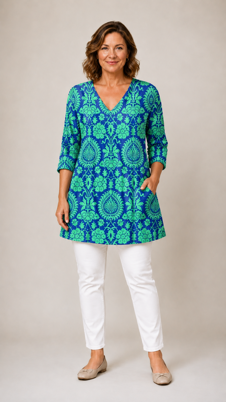 Marlee™ | Long Blouse with V-Neck