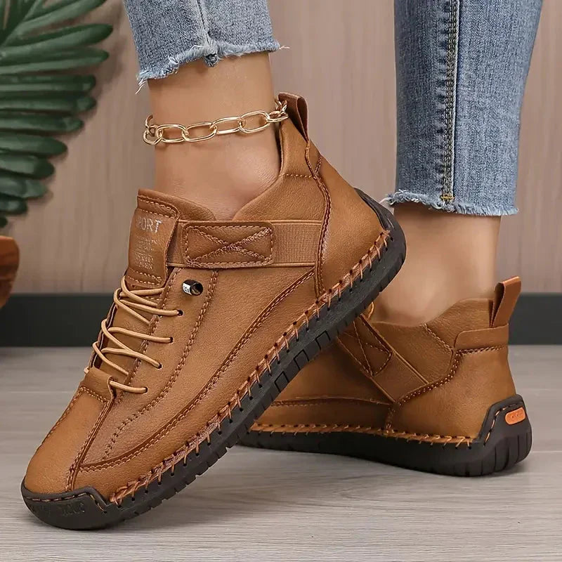 Clover™ | Comfortable Orthopedic Sneakers