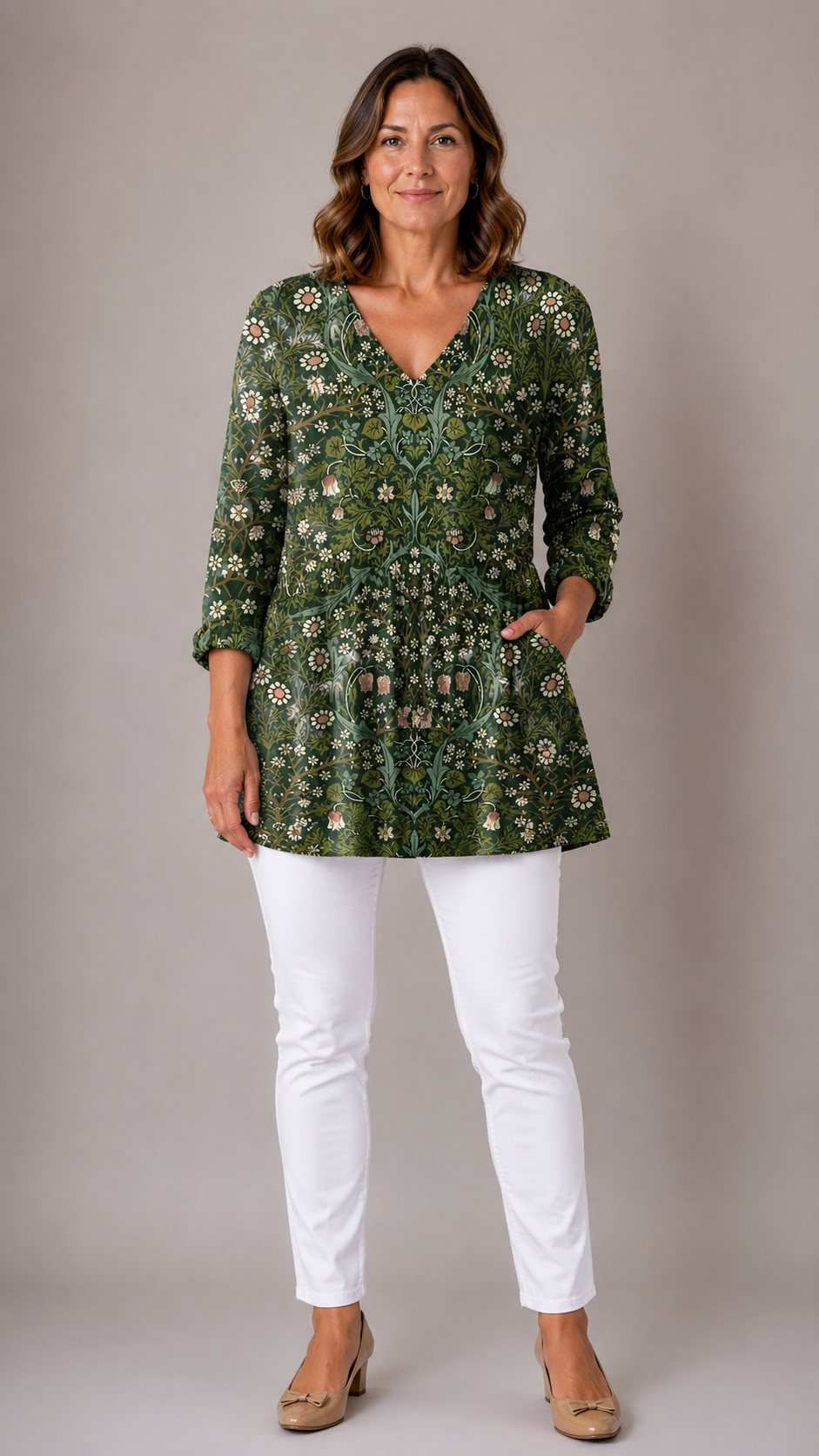 Cecelia™ | Long Blouse with V-Neck