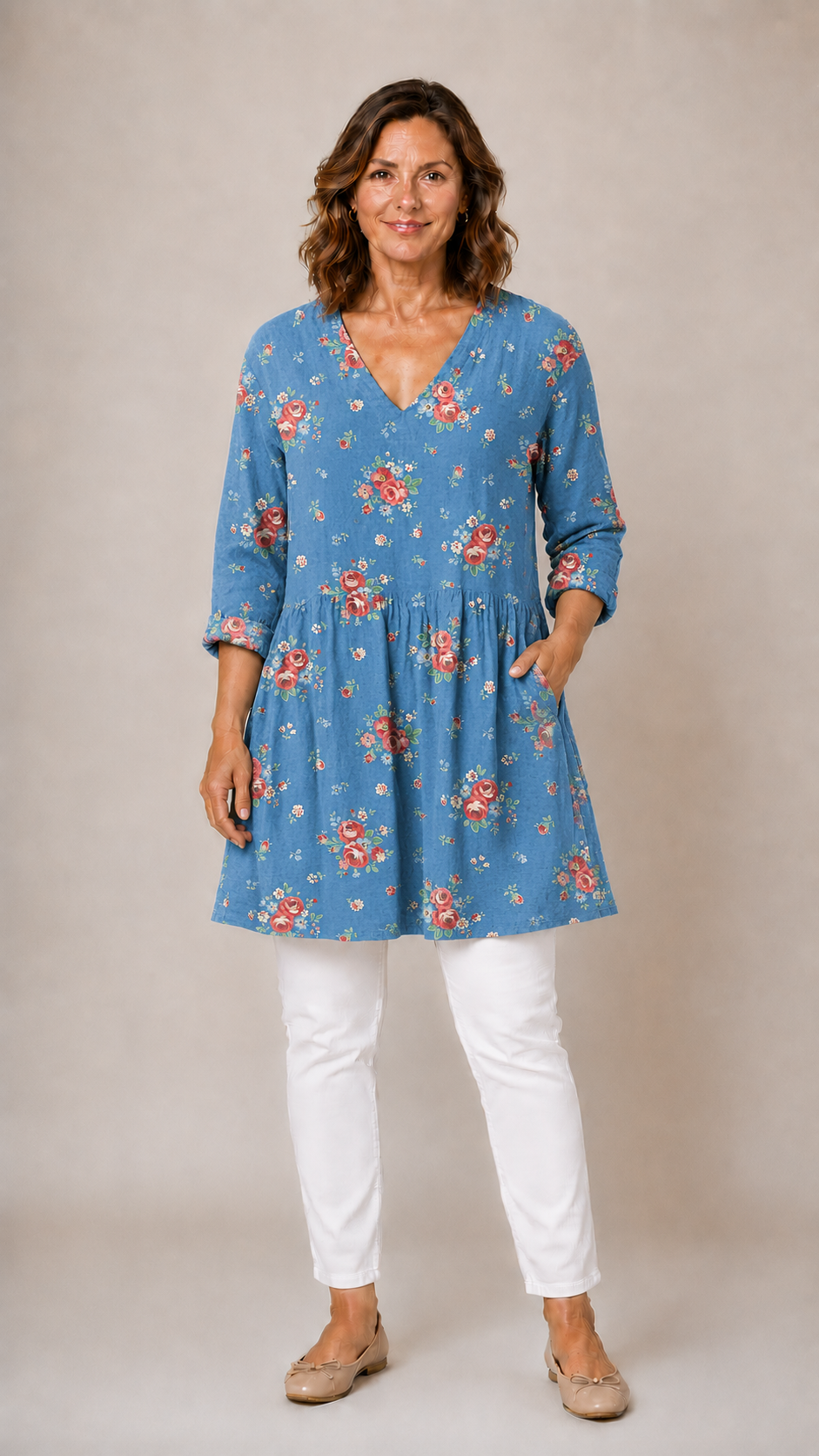 Lucia™ | Long Blouse with V-Neck